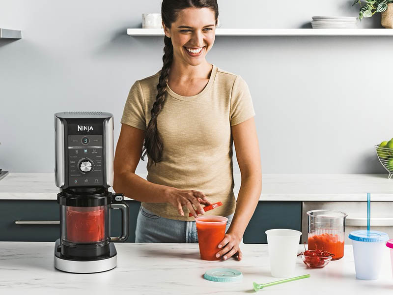 Ninja CREAMi Deluxe 10-in-1 ice cream and frozen drink maker or £150 cash