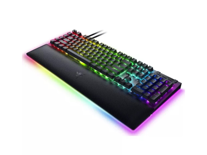 Win a RAZER BlackWidow V4 Pro Gaming Keyboard or £200 cash! 🎮